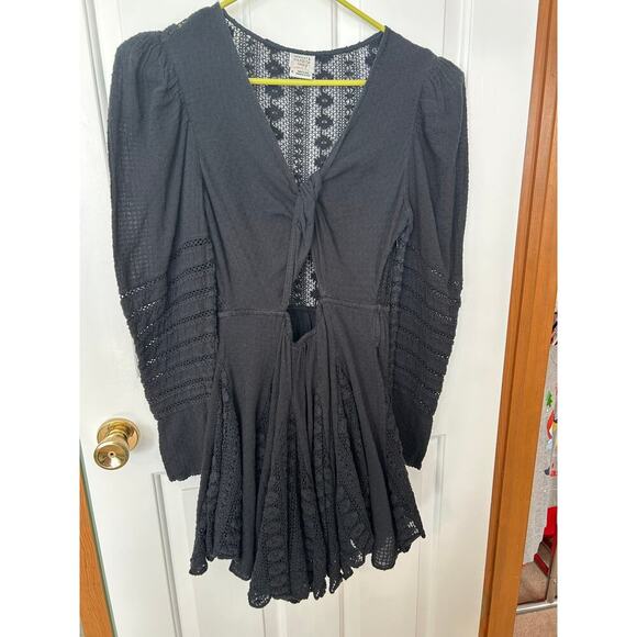 Hemant & Nandita Juhi black mini intricate lacy flared skirt - Picture 1 of 7